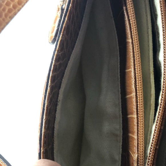 Liz Claiborne Brand New Purse NWOT!! - Picture 7 of 13